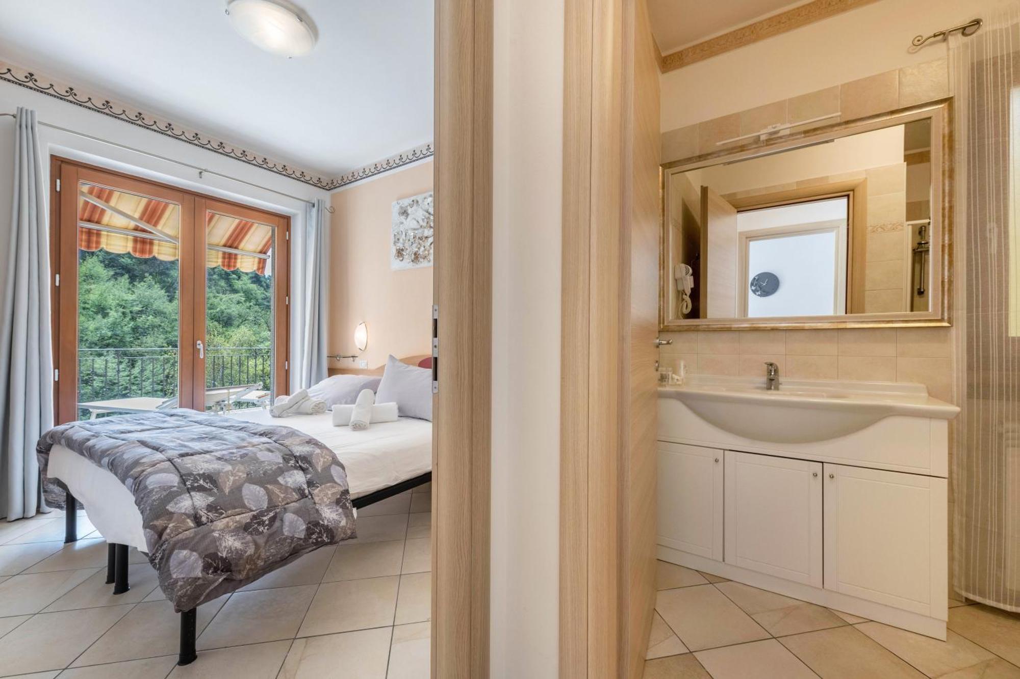 Residence Tatiana A3 Tremosine Bagian luar foto